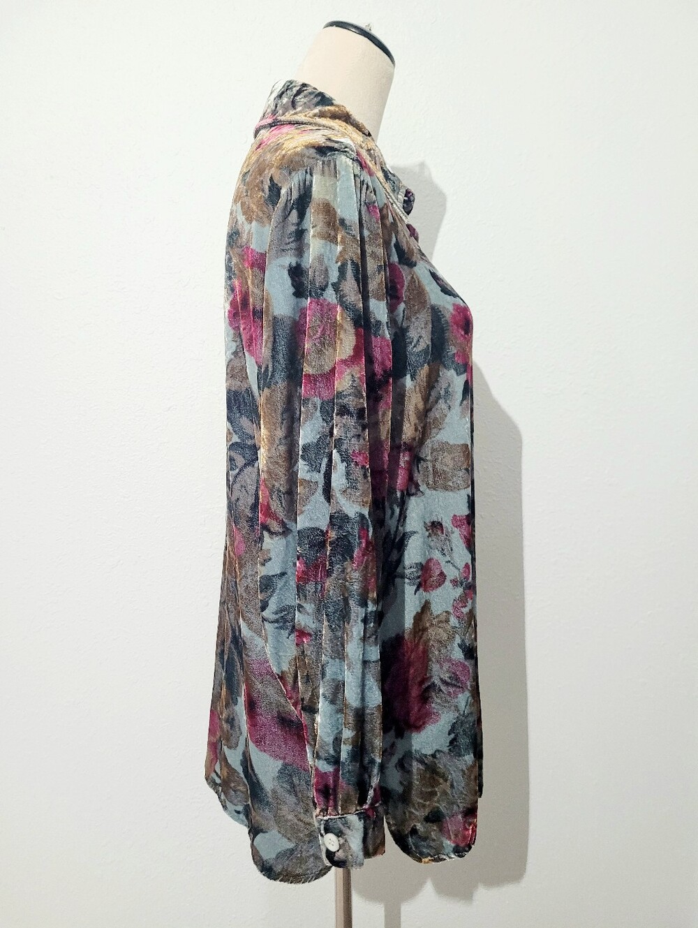 Soft Surroundings Floral Tunic Top Medium Silk Blend Button Front Boho Velvety - Picture 4 of 12